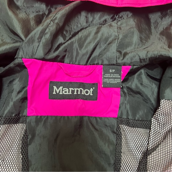 Marmot | Rain Jacket - Picture 7 of 10
